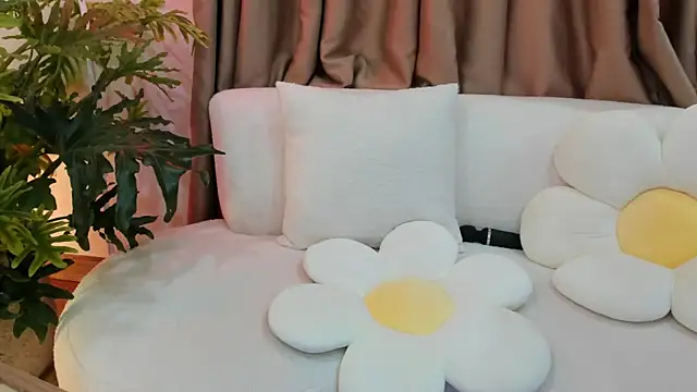 Mian Miann online show from 11.20.25