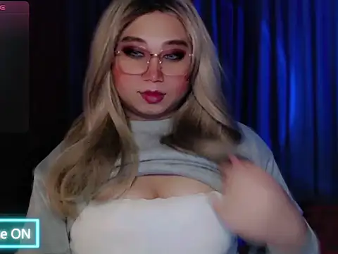 Snapshot of Degeneresqueen chatting on 06.11.26 Degeneresqueen online show from 06.11.26