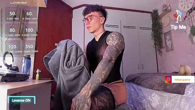 estebandi do online show from 10.25.25