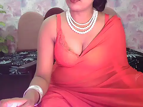 Snapshot of shaalu_sharma chatting on 09.16.25 shaalu sharma online show from 09.16.25