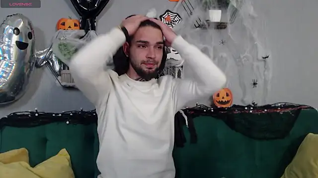 DanyelCarter online show from 10.25.25