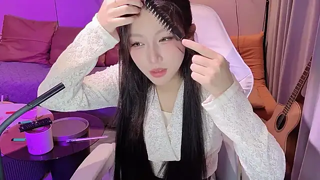 Snapshot of Lixinel-520 chatting on 09.20.25 Lixinel-520 online show from 09.20.25