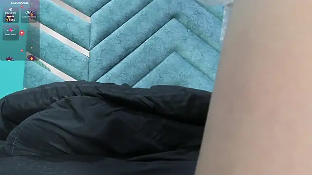 AngelineJolie online show from 01.06.26