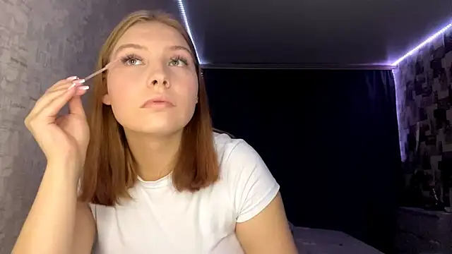 SwiiSweet online show from 10.22.25