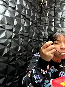 lil charme online show from 09.11.25