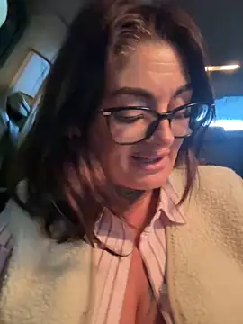 IrishmilfAnna online show from 04.14.26