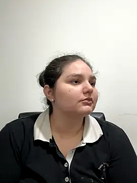 Snapshot of PortuPAWG chatting on 12.20.25 PortuPAWG online show from 12.20.25