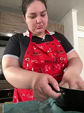 Snapshot of PortuPAWG chatting on 12.21.25 PortuPAWG online show from 12.21.25