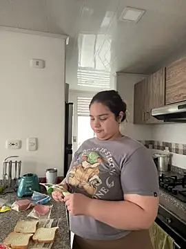 Snapshot of PortuPAWG chatting on 02.08.26 PortuPAWG online show from 02.08.26