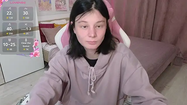 EllinEverly online show from 04.16.26