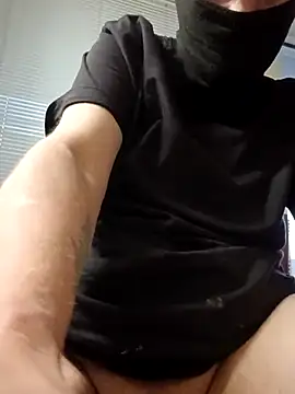 Snapshot of J3tbl4ck chatting on 11.04.25 J3tbl4ck online show from 11.04.25