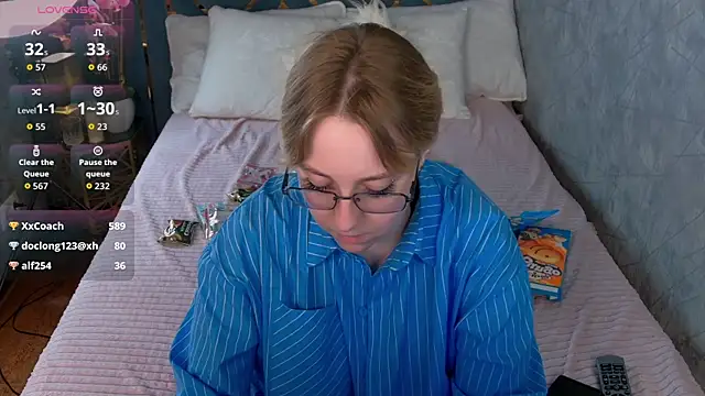 Snapshot of AlexandraGreen chatting on 07.20.26 AlexandraGreen online show from 07.20.26