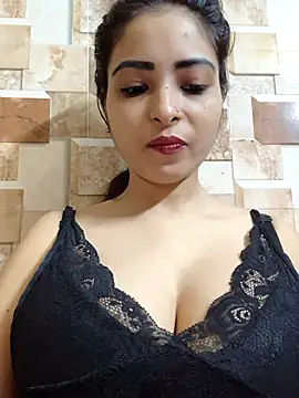 QUEEN-ADITI online show from 09.16.25