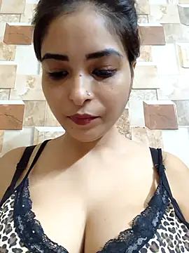 QUEEN-ADITI online show from 09.28.25