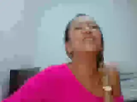 Snapshot of leah_susman chatting on 10.31.25 leah susman online show from 10.31.25