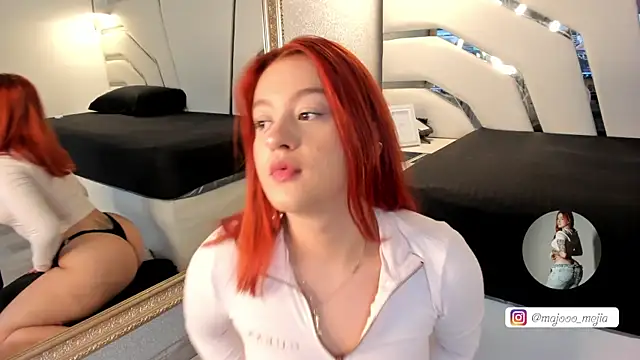 Julieth Rojas online show from 10.03.25