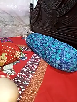 Snapshot of Tanisha-Chy chatting on 10.30.25 Tanisha-Chy online show from 10.30.25