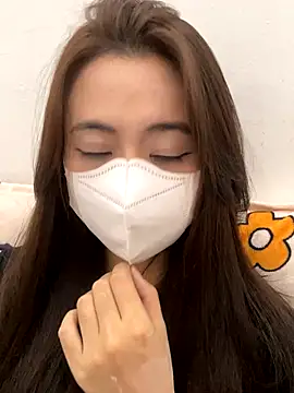 Mochi21 online show from 11.12.25