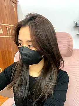 Mochi21 online show from 11.24.25