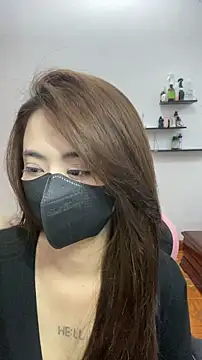 Snapshot of Mochi21 chatting on 02.20.26 Mochi21 online show from 02.20.26