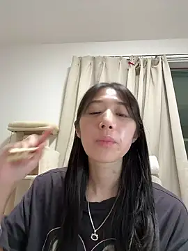 H Kirachan online show from 09.13.25