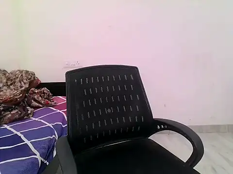Snapshot of its_siya_ chatting on 04.24.26 its siya online show from 04.24.26