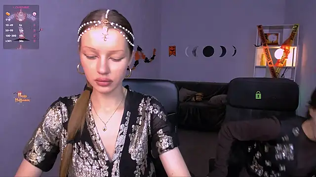 khloebeauty online show from 10.31.25