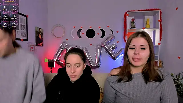 Snapshot of khloebeauty chatting on 02.07.26 khloebeauty online show from 02.07.26