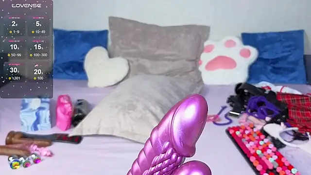 KittySweetness online show from 10.15.25