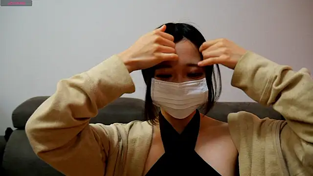 Snapshot of yua____chan chatting on 09.28.25 yua chan online show from 09.28.25