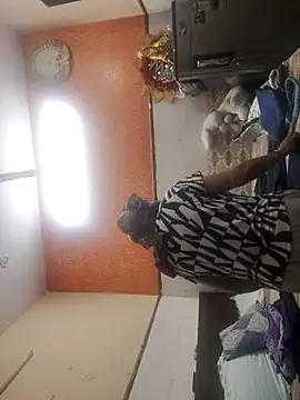 Snapshot of meenu_bhabhi547 chatting on 09.09.25 meenu bhabhi547 online show from 09.09.25