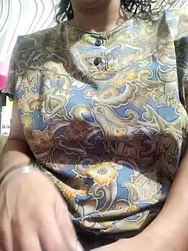 Snapshot of meenu_bhabhi547 chatting on 09.10.25 meenu bhabhi547 online show from 09.10.25