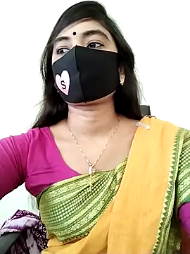 Snapshot of Puja-Rane chatting on 10.08.25 Puja-Rane online show from 10.08.25