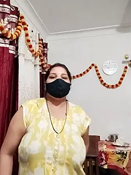 Snapshot of Sexybhabhi6 chatting on 10.30.25 Sexybhabhi6 online show from 10.30.25