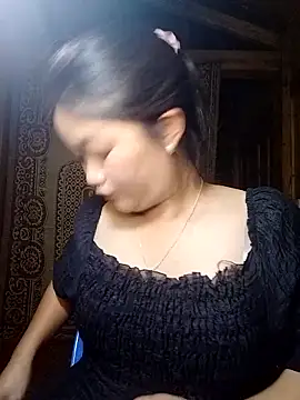 lusy-000 online show from 10.04.25