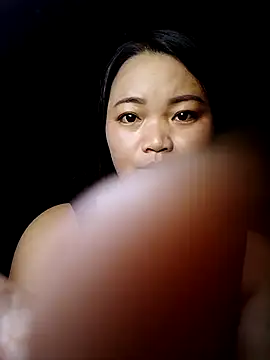 lusy-000 online show from 10.11.25