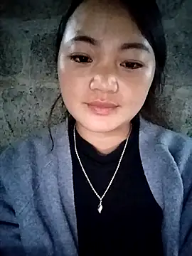 lusy-000 online show from 10.15.25