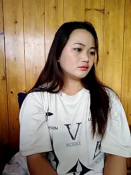 lusy-000 online show from 10.22.25