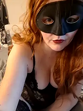 LunaRyise online show from 10.01.25