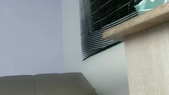 Snapshot of mishel_hott chatting on 11.07.25 mishel hott online show from 11.07.25