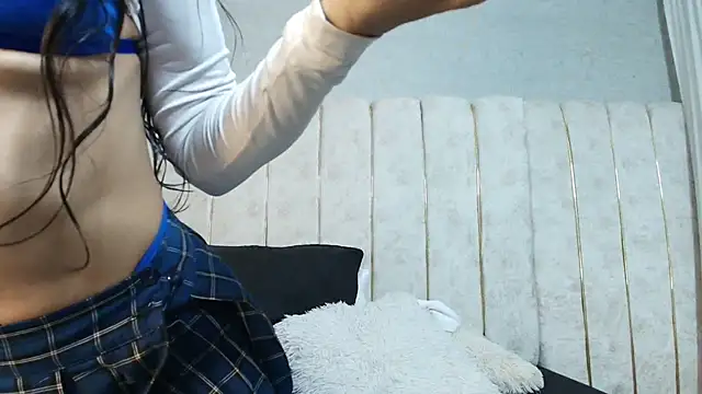Liia evanss online show from 10.02.25