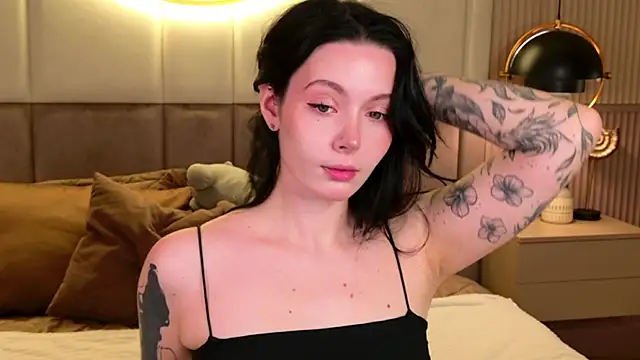 Goldy Stark online show from 10.09.25