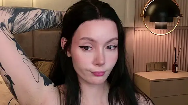 Goldy Stark online show from 02.18.26