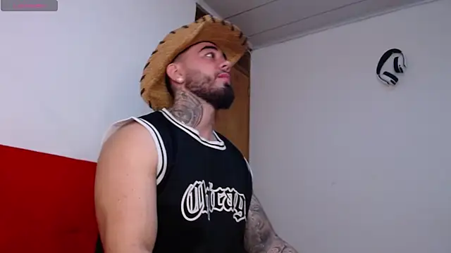 tommyblessd1 online show from 10.24.25