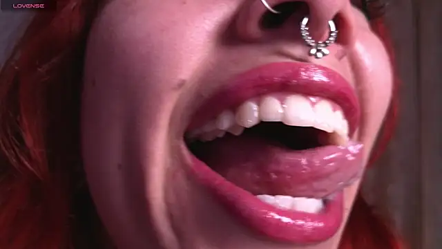 bri von dhara   online show from 11.30.25