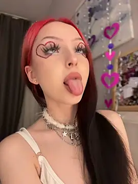 Lina Thornton  online show from 02.15.26