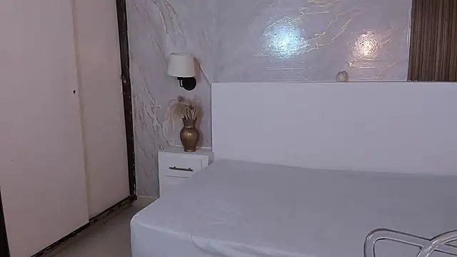 BellaSky4 online show from 10.12.25