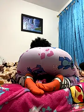 Snapshot of Rizos_hot_official chatting on 10.09.25 Rizos hot official online show from 10.09.25