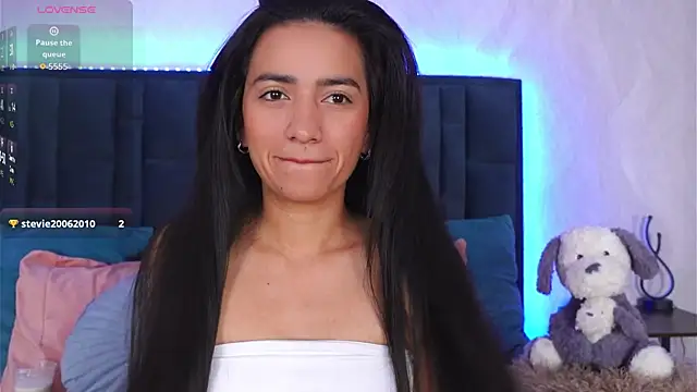 Snapshot of EmilyPrincy chatting on 10.24.25 EmilyPrincy online show from 10.24.25