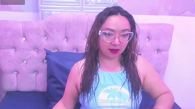 leyla smithh online show from 10.22.25